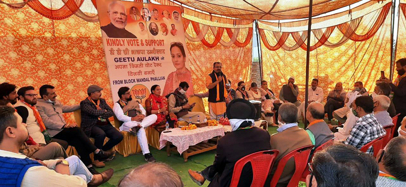 Senior BJP leader, Vikram Randhawa at an election meeting in Phallian Mandal on Wednesday. Senior BJP leader, Vikram Randhawa at an election meeting in Phallian Mandal on Wednesday.