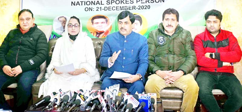 National spokesperson of Bhartiya Janta Party (BJP), Syed Shahnawaz Hussain addressing a press conference in Srinagar. -Excelsior/Shakeel National spokesperson of Bhartiya Janta Party (BJP), Syed Shahnawaz Hussain addressing a press conference in Srinagar. -Excelsior/Shakeel