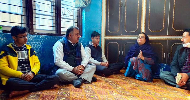 BJP national general secretary, Tarun Chugh at the residence of Parihar brothers who were martyred in Kishtwar. BJP national general secretary, Tarun Chugh at the residence of Parihar brothers who were martyred in Kishtwar.