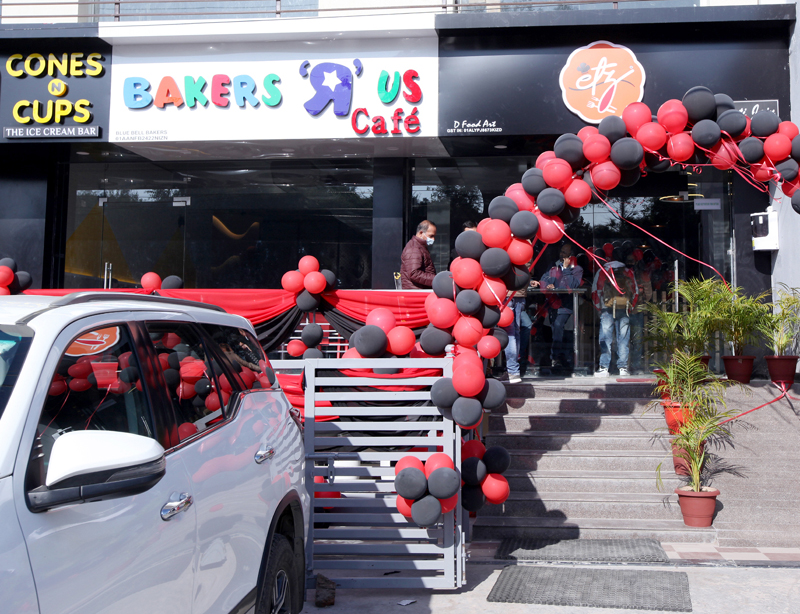 An exclusive food station under name and style ‘Food Factory’ at Sidhra Chowk, Jammu. — Excelsior/Rakesh An exclusive food station under name and style ‘Food Factory’ at Sidhra Chowk, Jammu. — Excelsior/Rakesh