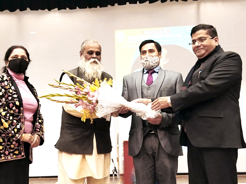 Regional Director ICCR Jammu, N.K Shil felicitating artists and chief guest at a function in SKUAST on Wednesday. Regional Director ICCR Jammu, N.K Shil felicitating artists and chief guest at a function in SKUAST on Wednesday.