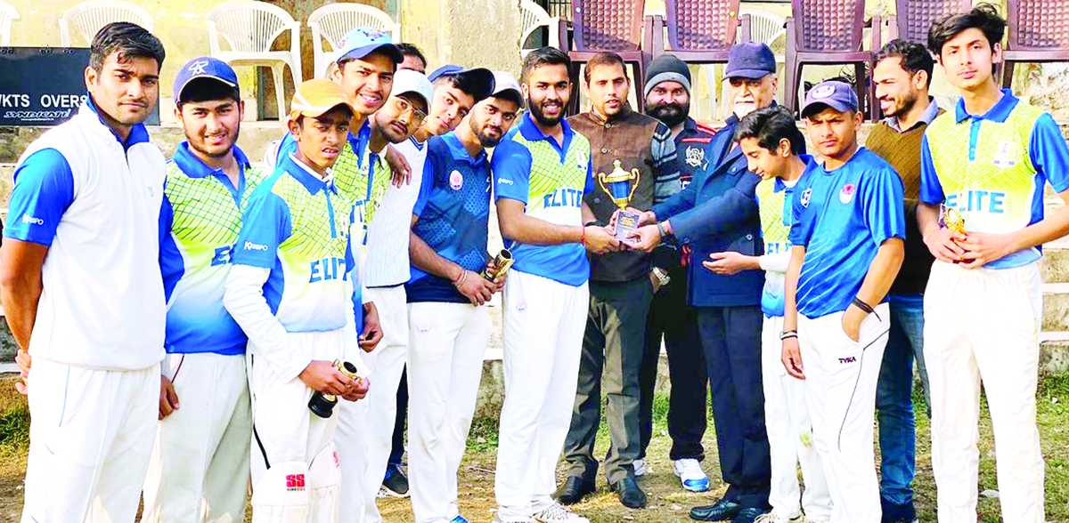 Winning team posing for a group photograph at Jammu. Winning team posing for a group photograph at Jammu.