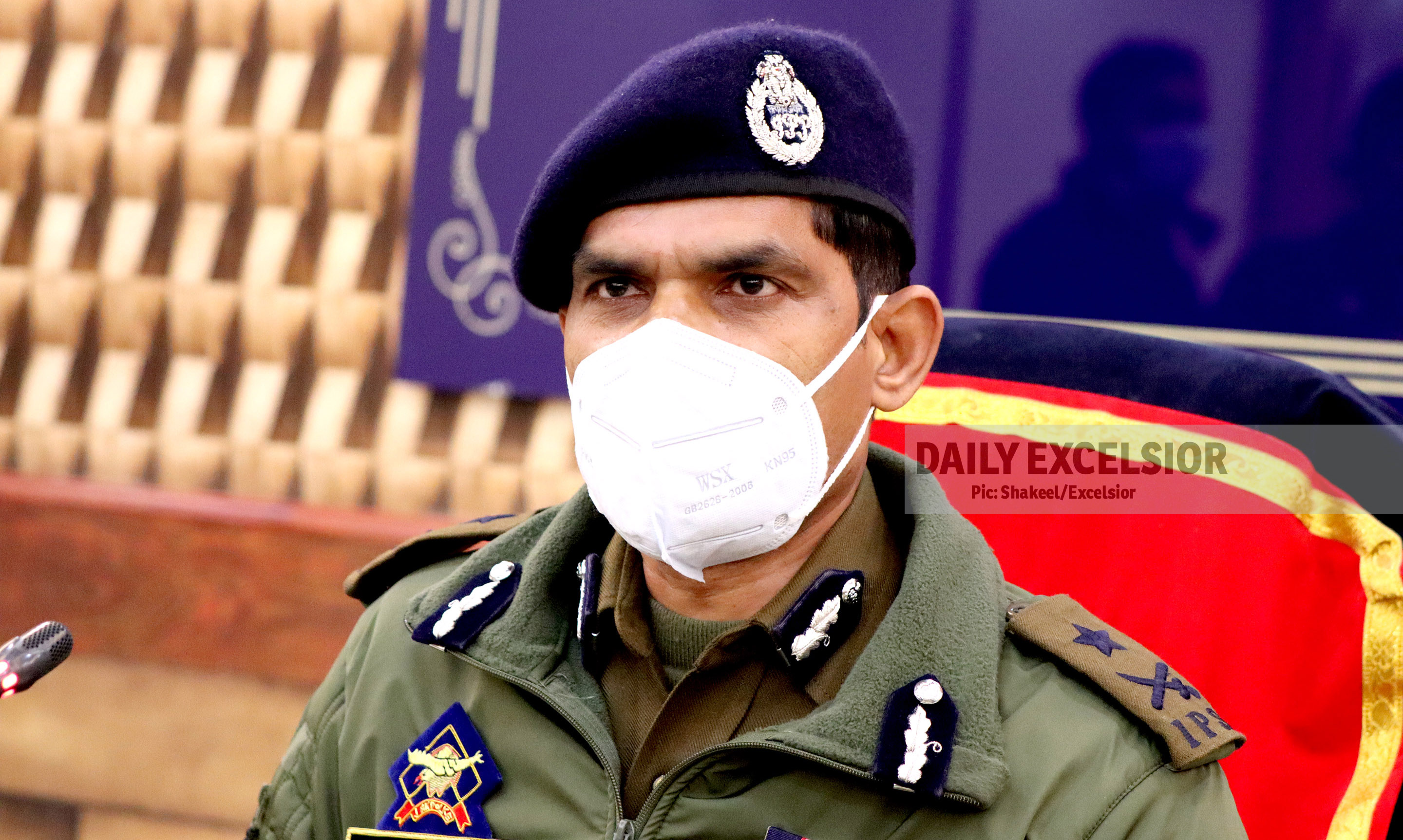 IGP Kashmir adressing press conference in Srinagar.Excelsior/Shakeel