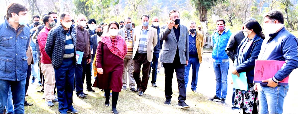Navin visits Reasi, reviews functioning of Agriculture Deptt - Jammu  Kashmir Latest News | Tourism | Breaking News J&K
