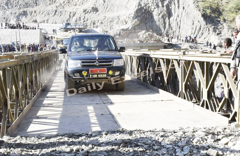 Trial run being held on Bailey bridge at Kaila Morh in Ramban on Saturday. — Excelsior/Parvaiz Mir Trial run being held on Bailey bridge at Kaila Morh in Ramban on Saturday. — Excelsior/Parvaiz Mir