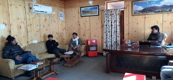 GM NHIDCL Ladakh discussing works on Zojila Tunnel during meeting with CEC Kargil. GM NHIDCL Ladakh discussing works on Zojila Tunnel during meeting with CEC Kargil.