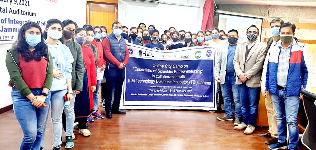 Participants at online City camp by TBI-IIIM & GCW Gandhi Nagar. Participants at online City camp by TBI-IIIM & GCW Gandhi Nagar.