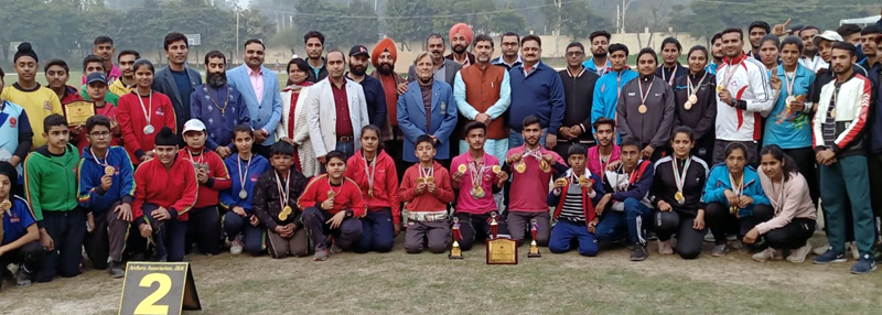 Winning players posing for a group photograph along with dignitaries at Jammu. Winning players posing for a group photograph along with dignitaries at Jammu.