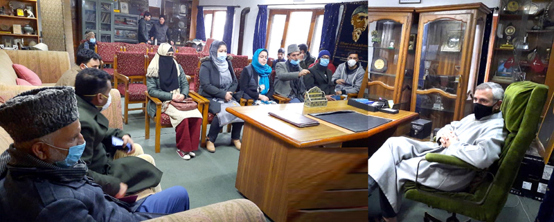 NC leader Omar Abdullah interacting with party leaders & DDC members in Srinagar. NC leader Omar Abdullah interacting with party leaders & DDC members in Srinagar.