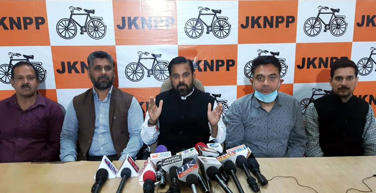 NPP leader Harshdev Singh addressing press conference in Jammu. NPP leader Harshdev Singh addressing press conference in Jammu.