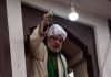 A Kashmiri Muslim cleric displays a holy relic believed to contain a hair from the beard of Prophet Muhammed on the occasion of Shab-e-Meraj at famous Hazratbal shrine in Srinagar on Friday. -Excelsior/Shakeel
