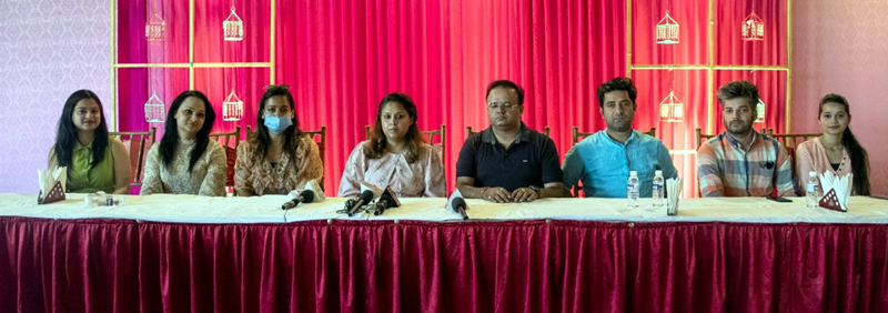 Nidhi Gupta Abrol, owner of Burn a Ton and judges interacting with media persons at Jammu. Nidhi Gupta Abrol, owner of Burn a Ton and judges interacting with media persons at Jammu.