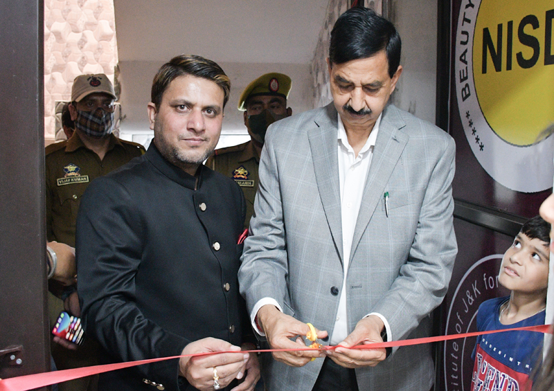 Ex-MLA Pawan Gupta inaugurating NISD branch in Udhampur.