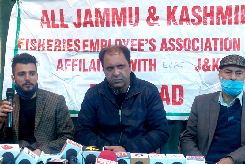 Jammu and Kashmir Fisheries Employees Association addressing press conference in Srinagar. —Excelsior/Shakeel Jammu and Kashmir Fisheries Employees Association addressing press conference in Srinagar. —Excelsior/Shakeel
