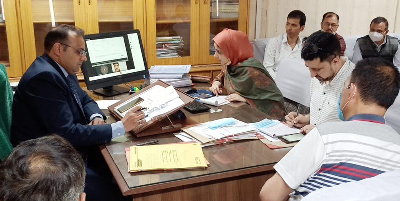 Commissioner Secretary, Labour and Employment Saurabh Bhagat inaugurating e-services in Jammu on Wednesday. Commissioner Secretary, Labour and Employment Saurabh Bhagat inaugurating e-services in Jammu on Wednesday.