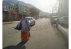 Lone pilgrim walks on Katra road as yatra to holy cave shrine of Mata Vaishno Devi Ji dipped to just 475 on Friday due to surge in COVID cases. Of 475, 39 yatris proceeded to Bhawan by helicopter. Few yatris who reached Katra had to face enormous inconvenience as district Reasi administration ordered closure of dhabas during lockdown. —Excelsior/Romesh Mengi
