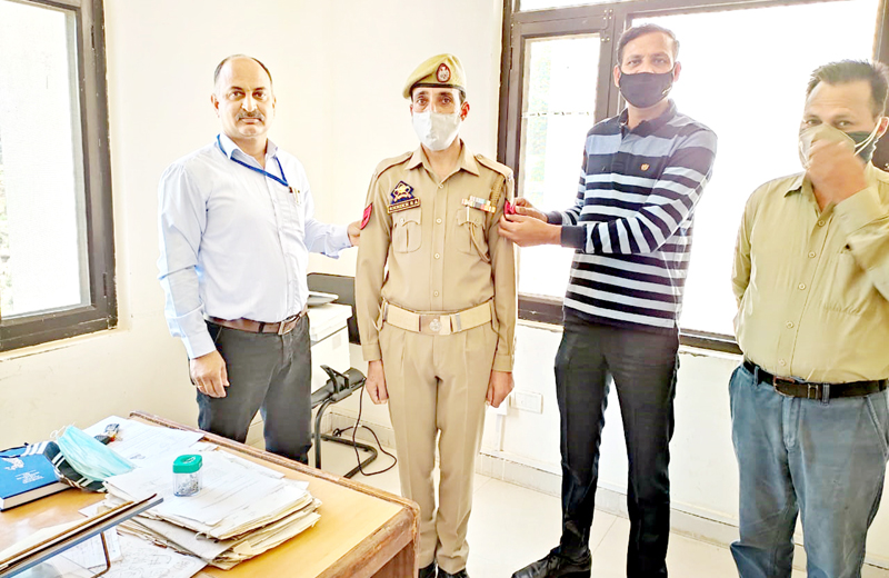 APP Rajesh Gill pinning new rank to promoted SgCt at Doda. APP Rajesh Gill pinning new rank to promoted SgCt at Doda.