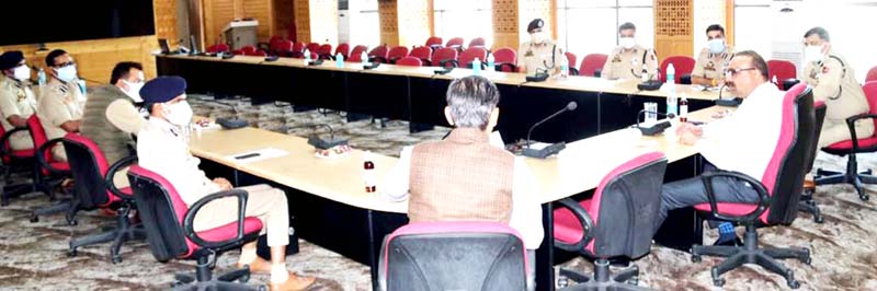 DGP Dilbag Singh chairing a meeting. DGP Dilbag Singh chairing a meeting.