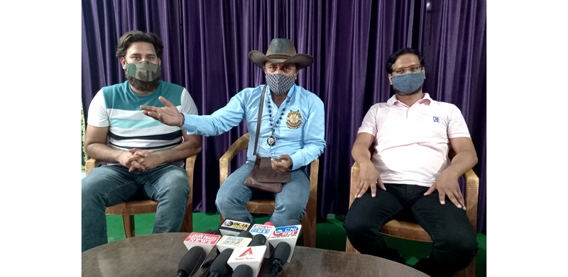 Office bearers of All J&K Choreographers Association addressing a press conference at Jammu on Saturday. Office bearers of All J&K Choreographers Association addressing a press conference at Jammu on Saturday.
