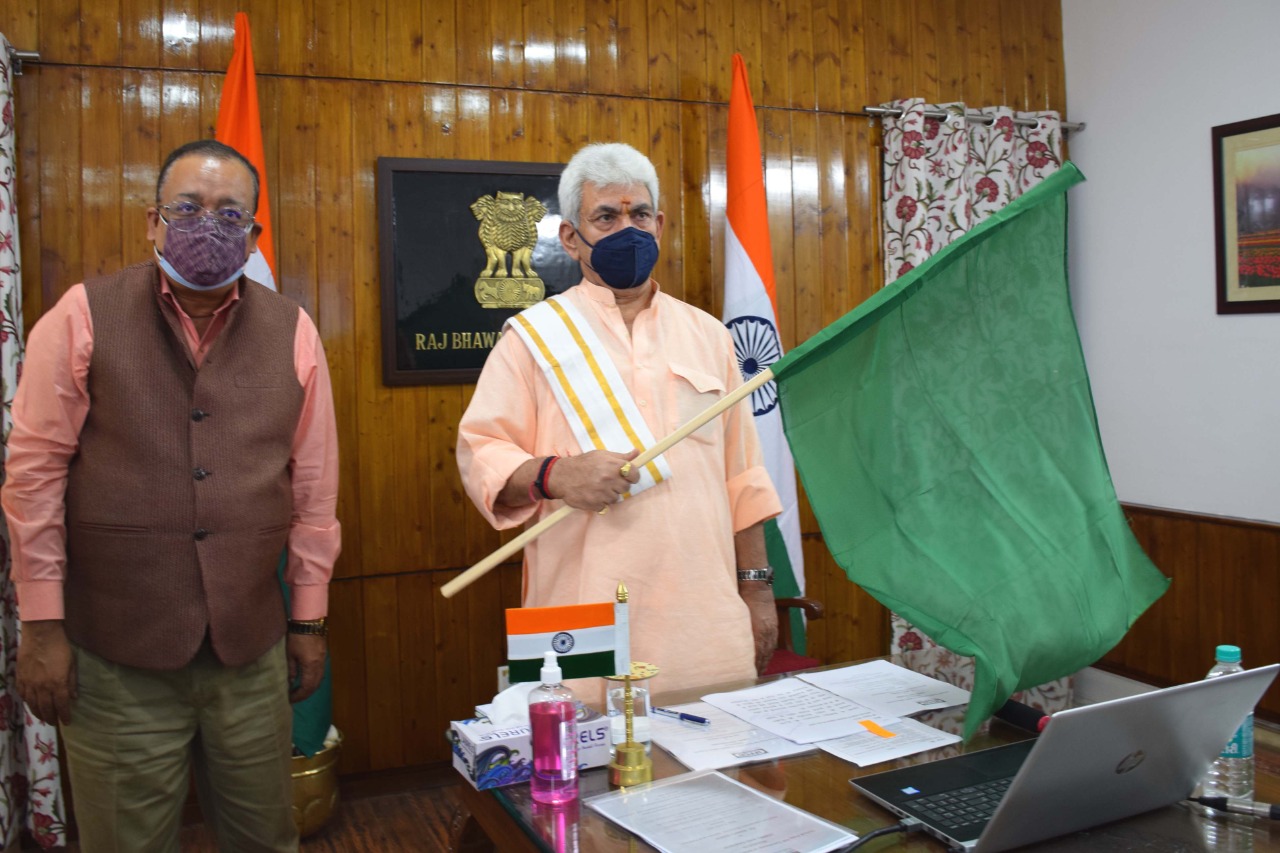 Lt Governor Manoj Sinha flagging off IFFCO's consignment of Liquid Nano Urea for J&K