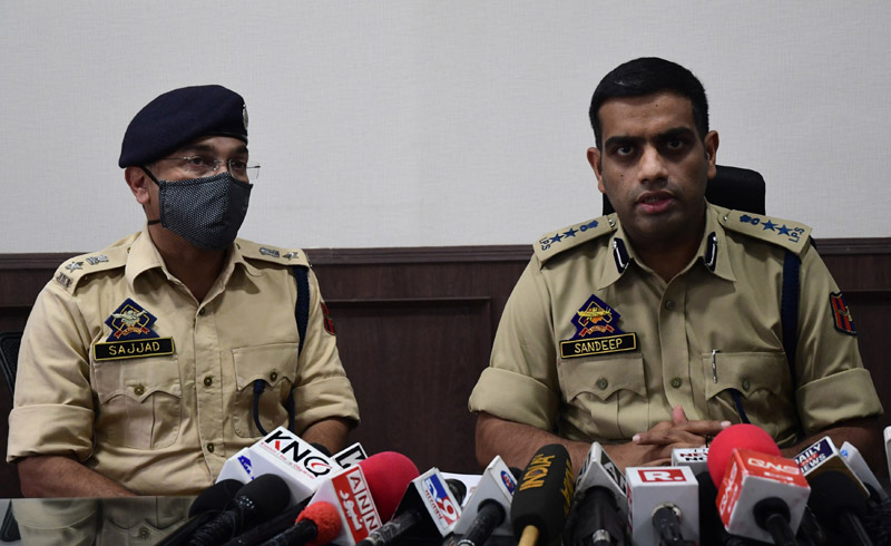 SSP Srinagar Sandeep Choudhary addressing a press conference in Srinagar on Friday. -Excelsior/Shakeel SSP Srinagar Sandeep Choudhary addressing a press conference in Srinagar on Friday. -Excelsior/Shakeel