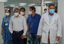 Financial Commissioner Atal Dulloo during visit to DRDO Hospital at Bhagwati Nagar.