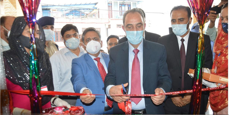 Justice Ali Mohammad Magrey and Justice Sanjeev Kumar inaugurating Vidik Seva Kendra at District Court Complex Poonch on Saturday.