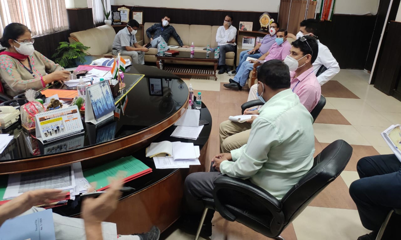 Principal GMC&AH Jammu Dr Shashi Sudan Sharma chairing a meeting of HoDs and senior officers. Principal GMC&AH Jammu Dr Shashi Sudan Sharma chairing a meeting of HoDs and senior officers.