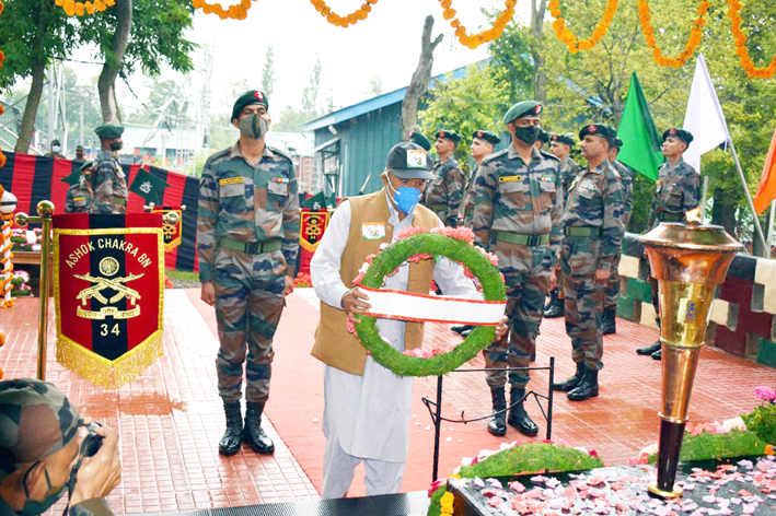 Swarnim Vijay Varsh Victory Mashaal, symbol of India 1971 War Victory over Pakistan, reached Kashmir valley to a warm welcome on Wednesday. Swarnim Vijay Varsh Victory Mashaal, symbol of India 1971 War Victory over Pakistan, reached Kashmir valley to a warm welcome on Wednesday.