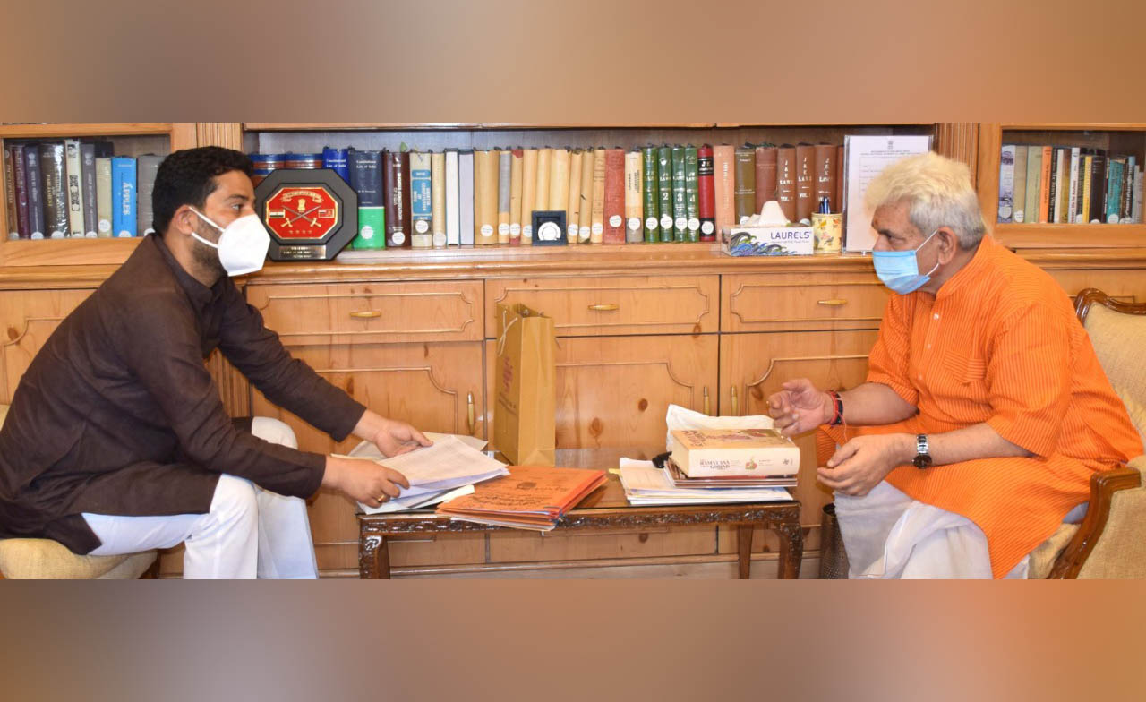 Lt Governor Manoj Sinha with Er Aijaz Hussain, DDC Member Khonmoh.