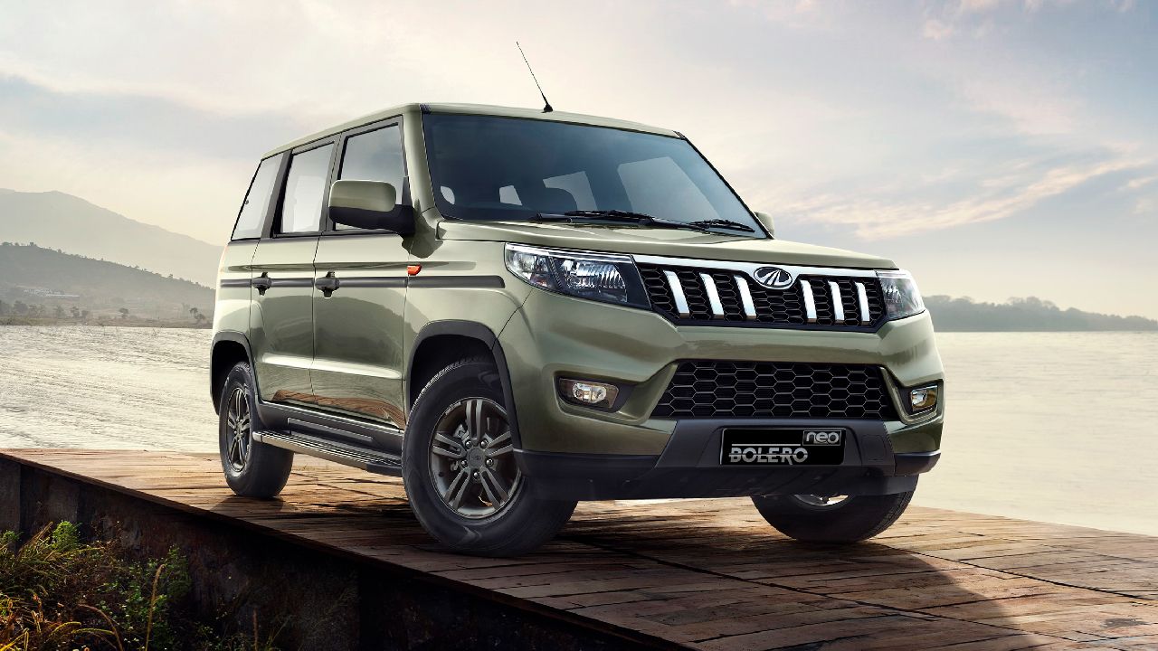 Mahindra-Bolero-Neo-front-three-quarter-static-