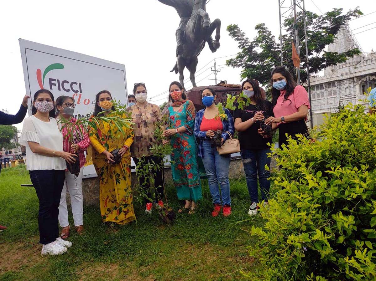 Ritu Singh, founding chairperson of FLO JK&L Chapter, posing with other office bearers during a programme at General Zorawar Singh Chowk, Jammu.