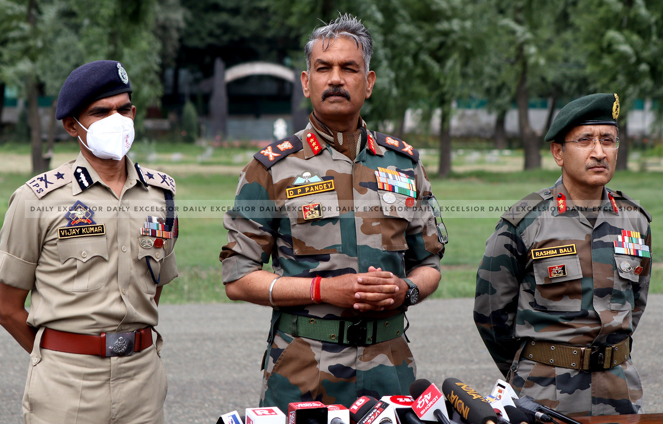 Srinagar Army 1