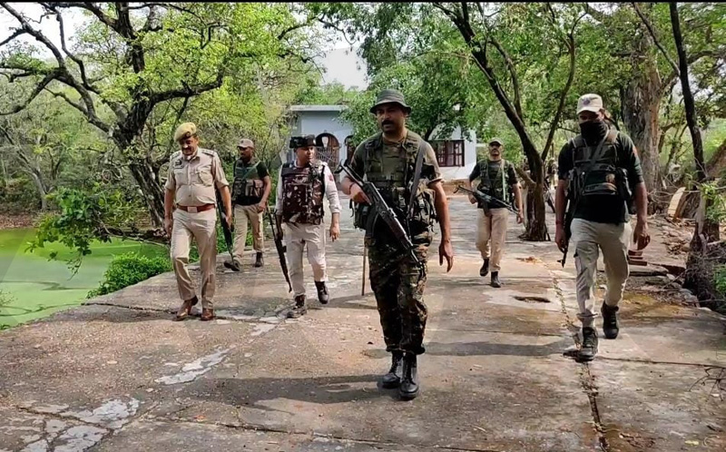 Security forces during a search operation in Samba area on Friday. -Excelsior/Nischant Security forces during a search operation in Samba area on Friday. -Excelsior/Nischant