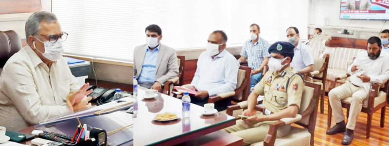 Advisor Farooq Khan chairing a meeting at Srinagar.