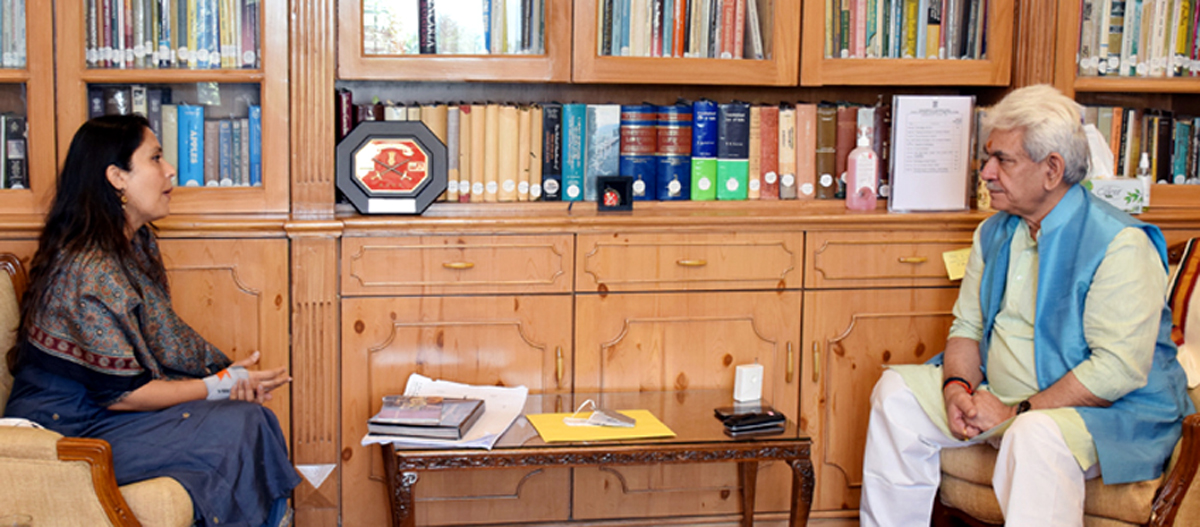 Lieutenant Governor, Manoj Sinha interacting with conservation Architect of JSW Abha Narain Lambah on Wednesday. Lieutenant Governor, Manoj Sinha interacting with conservation Architect of JSW Abha Narain Lambah on Wednesday.