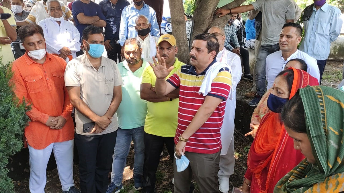 DDC chairman leading all parties protest for reduction in mining material rates in Reasi. DDC chairman leading all parties protest for reduction in mining material rates in Reasi.