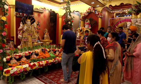Devotees offering prayer at a temple in Jammu on Janmashtami. -Excelsior/Rakesh Devotees offering prayer at a temple in Jammu on Janmashtami. -Excelsior/Rakesh