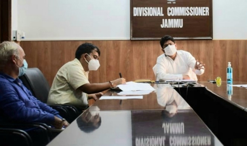 Divisional Commissioner Jammu chairing a meeting. Divisional Commissioner Jammu chairing a meeting.