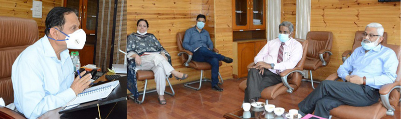 Advisor Bhatnagar chairing a meeting. Advisor Bhatnagar chairing a meeting.