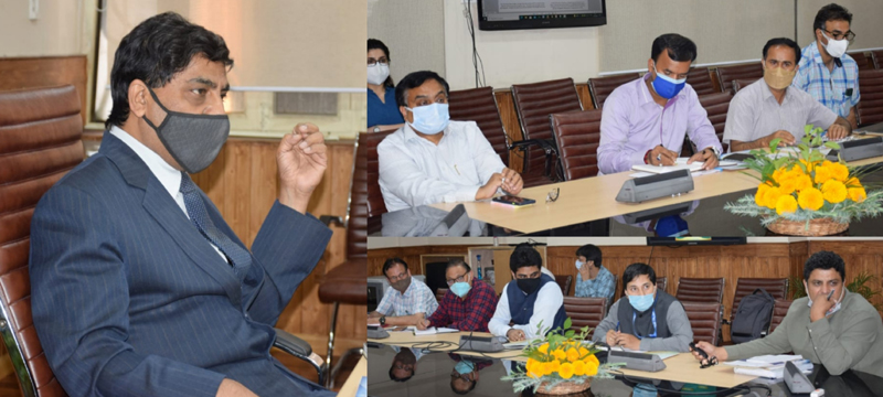 Chief Secretary chairing a meeting. Chief Secretary chairing a meeting.