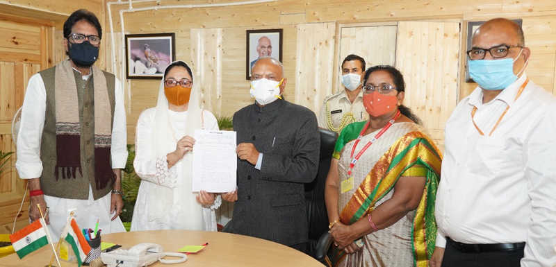Chairperson, Central Waqf Committee Dr Darakhshan Andrabi along with other members, handing over memorandum to LG, RK Mathur at Leh on Friday. Chairperson, Central Waqf Committee Dr Darakhshan Andrabi along with other members, handing over memorandum to LG, RK Mathur at Leh on Friday.
