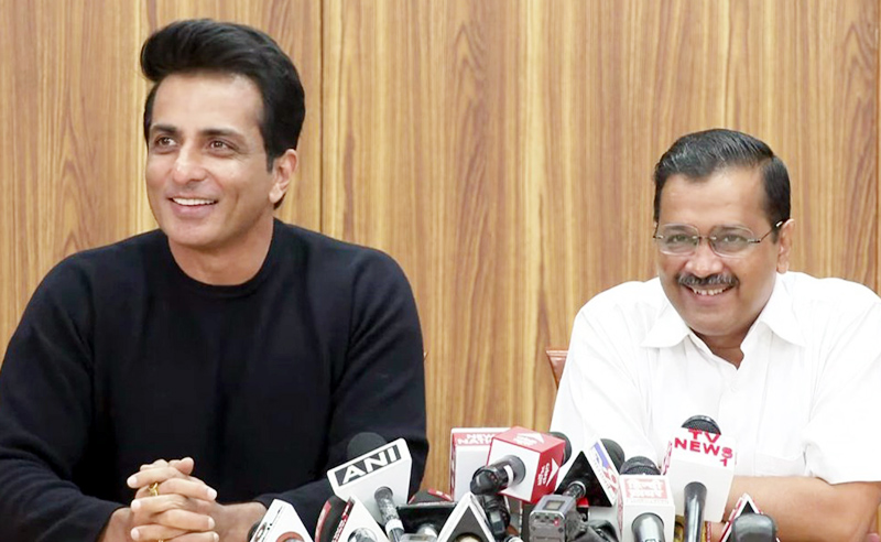 Delhi Chief Minister Arvind Kejriwal and Actor Sonu Sood addressing a press conference in New Delhi on Friday. (UNI) Delhi Chief Minister Arvind Kejriwal and Actor Sonu Sood addressing a press conference in New Delhi on Friday. (UNI)