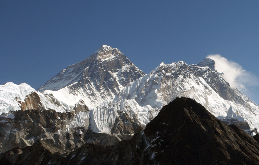 MOUNTEVEREST