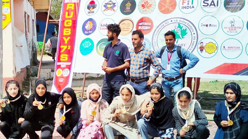 Winners posing for a group photograph with dignitaries at Kupwara on Friday. Winners posing for a group photograph with dignitaries at Kupwara on Friday.