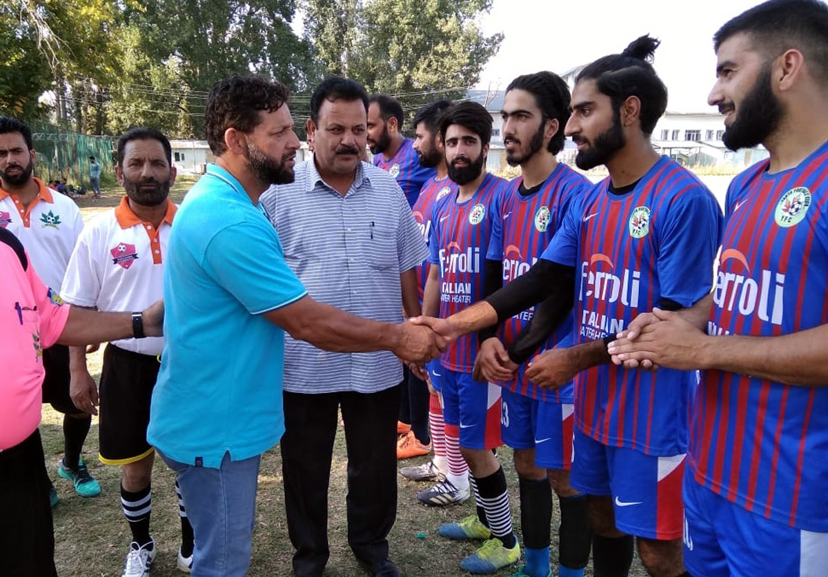 Dignitary of the tournament interacting with players before match at Srinagar. Dignitary of the tournament interacting with players before match at Srinagar.