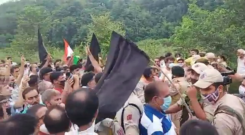 Relief holders protesting at Jagti on Saturday. -Excelsior/Rakesh Relief holders protesting at Jagti on Saturday. -Excelsior/Rakesh