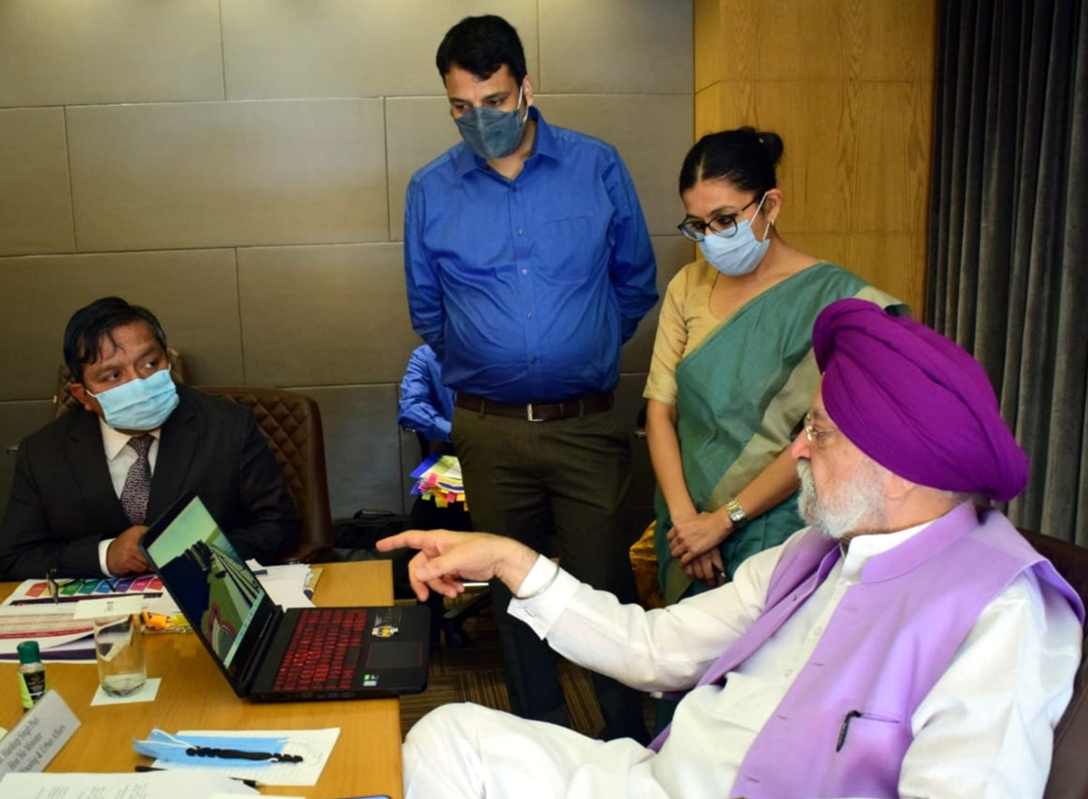 Union Minister for Petroleum & Natural Gas and Housing & Urban Development Hardeep Singh Puri at a meeting in Jammu on Thursday. Union Minister for Petroleum & Natural Gas and Housing & Urban Development Hardeep Singh Puri at a meeting in Jammu on Thursday.