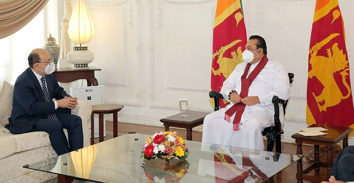 Foreign Secretary of India Harsh V Shringla meeting Sri Lanka Prime Minister Mahinda Rajapaksa, in Colombo on Monday. (UNI) Foreign Secretary of India Harsh V Shringla meeting Sri Lanka Prime Minister Mahinda Rajapaksa, in Colombo on Monday. (UNI)
