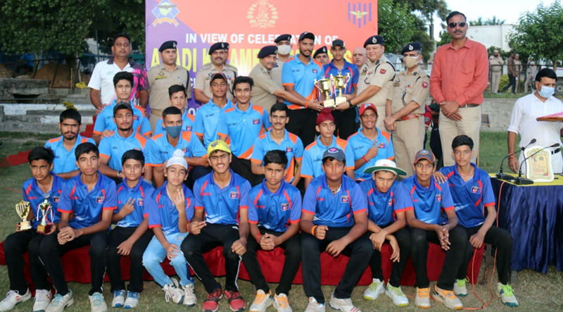 Chief guest and other dignitaries presenting trophy to a winning team at KC Club Jammu on Monday. Chief guest and other dignitaries presenting trophy to a winning team at KC Club Jammu on Monday.
